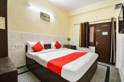 Gallery image of Hotel O Anjani Mahal Guest House in Pātolī