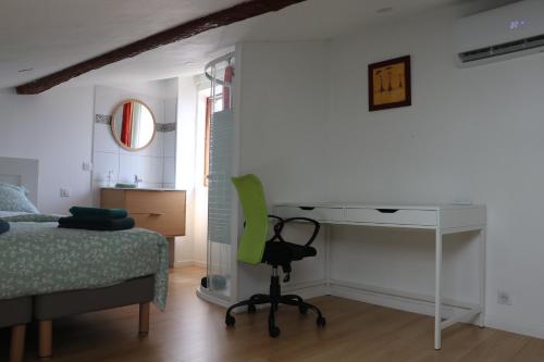 Chambres et salles d'eau privées dans maison à partager Centre Clermont-Ferrand