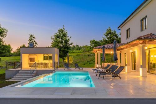 Villa Arboreta by Istrialux