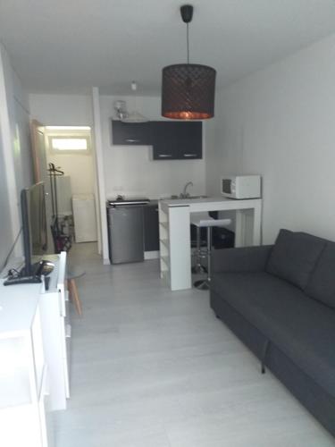 studio meublé wifi à proximité du tram