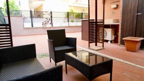 5 Min to Mirti Metro Cozy Rome Stay