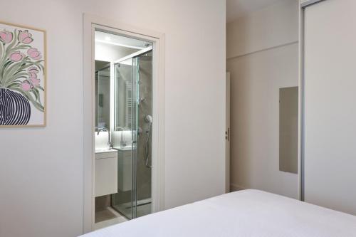 Prestige Lifestyle 3bd Apt in Kolonaki