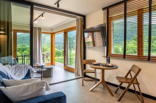Χώρος καθιστικού στο Apartament Panorama M05 by Apart Concept Podhale