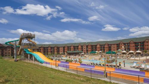 a water park with a slide and a water park at Wyndham Glacier Canyon 1BR Apartment with Resort Access in Baraboo