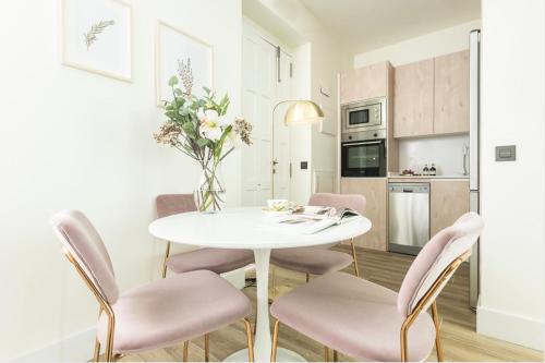 dPLACE To Be - Luxury apartments in Barrio de Salamanca photo 135