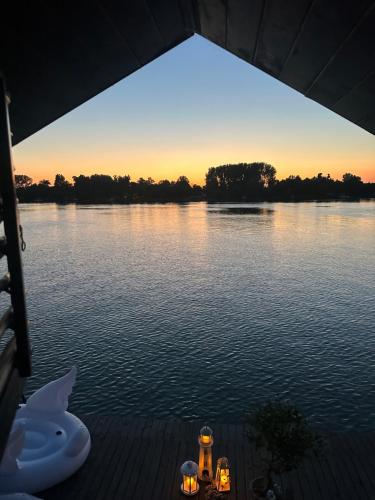 Gallery image of KaSper River House in Ledine