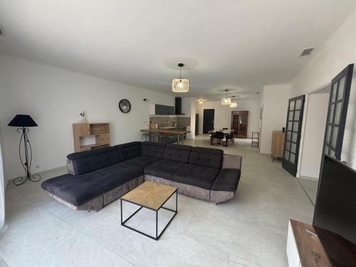 Χώρος καθιστικού στο Appartement 100 m carré pour 6 à 8 personnes