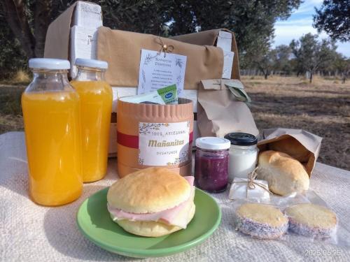 Đồ ăn tại/gần nhà gỗ