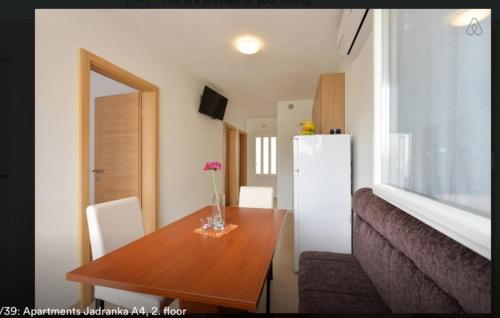 Apartments Karlo