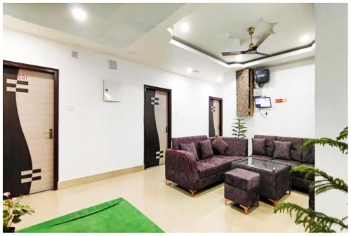 Χώρος καθιστικού στο Royal Park Inn Residency 5 km from Assam State Zoo