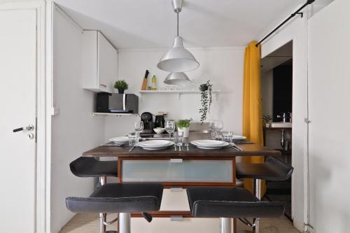 Photo de la galerie de l'établissement Heart of Paris-Studio-4P-Saint Honore-Free Netflix, à Paris