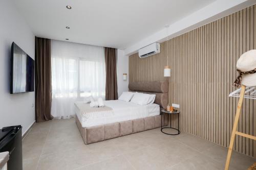 O Suite - 105