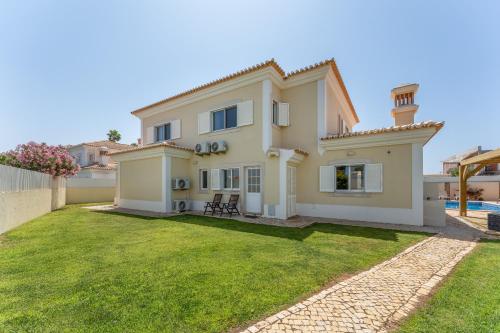 Villa Castelo by Algarve Holidays