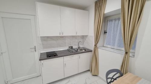 Tales of Split, Stay in City Center, 100m From Sea