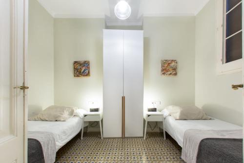 The Collection Barcelona - Las Ramblas - Liceo 4 BD with balcony