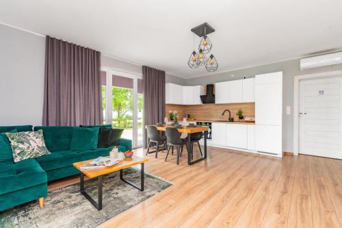 Przystanek Jantar - pokoje i apartamenty