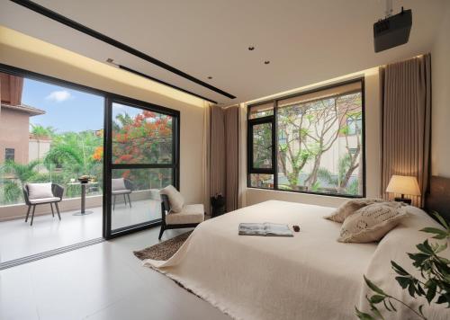 Una cama o camas en una habitación de JIYU Hotel