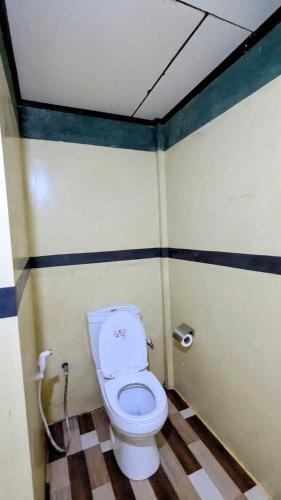 Un baño de Sinharaja Forest Lodge - Deniyaya