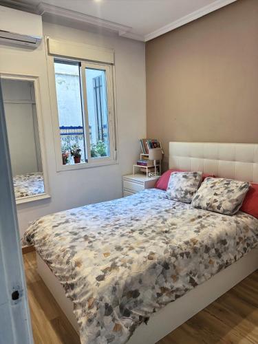 Delicias Hideaway Bajo con Patio Privado cerca de Atocha