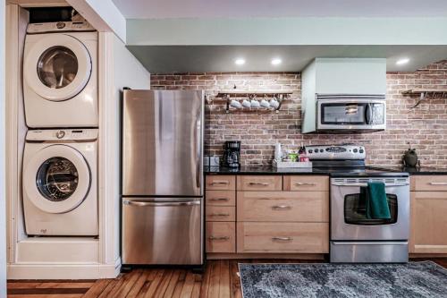 Gallery image of State of Charm - Historic West End Haven in Portland