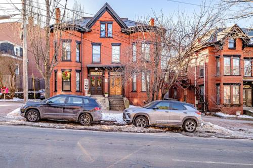 Gallery image of State of Charm - Historic West End Haven in Portland