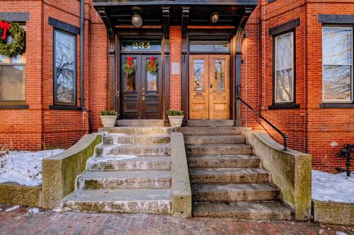 Gallery image of State of Charm - Historic West End Haven in Portland