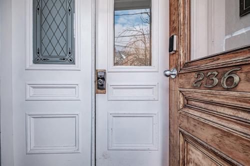 Gallery image of State of Charm - Historic West End Haven in Portland