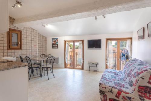 Grand Studio pieds dans l'eau