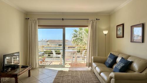 Wave - Shared Pool - 6 Guests - Albufeira