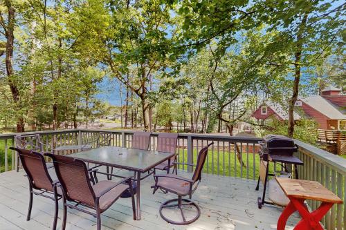 Φωτογραφία από το άλμπουμ του Split Rock Serenity σε Lake Harmony