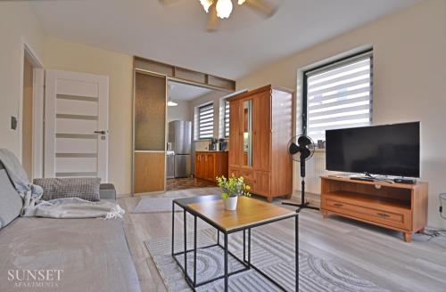 Sunset Apartments - Rodzinny apartament przy deptaku w centrum miasta