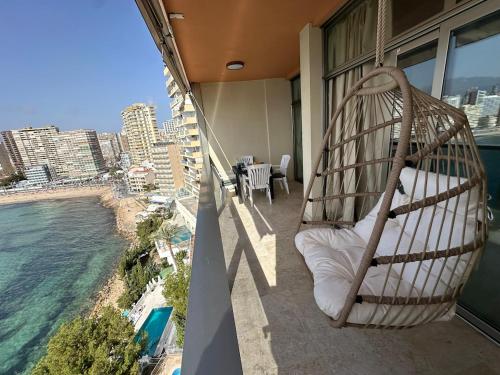 First-line apartment on Levante Beach