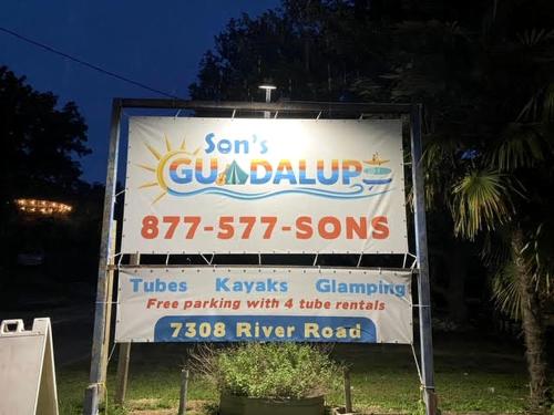 Πιστοποιητικό, βραβείο, πινακίδα ή έγγραφο που προβάλλεται στο Fantastic Family-Friendly Glamping Destination: Cute Bell Tent on the Guadalupe River near New Braunfels, Texas