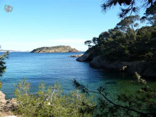 a view of a large body of water at LE MUGEL cocooning SPA et proche calanques de Cassis in Carnoux