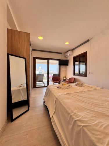 Cozy 1-Bedroom Apartment