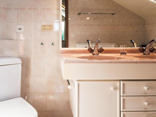 Villa Hauts-de-Genthod by Interhomeにあるバスルーム