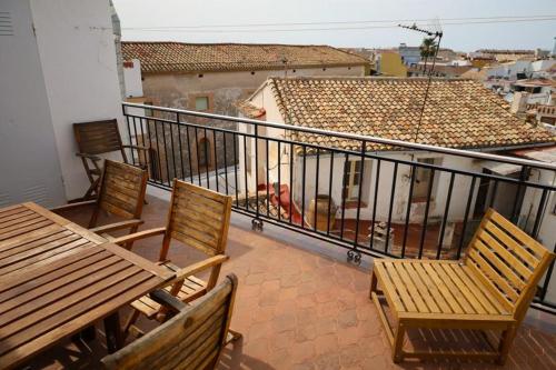 En balkon eller terrasse på Apartamento Loreto en el centro de Denia