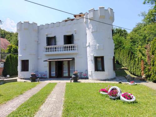 Gallery image of Castelo 2025 in Vrnjačka Banja