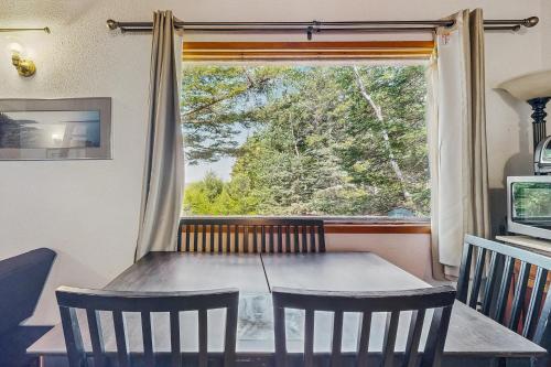 Fotografie z fotogalerie ubytování Sunset Point Mountaintop Cottage v destinaci Bar Harbor