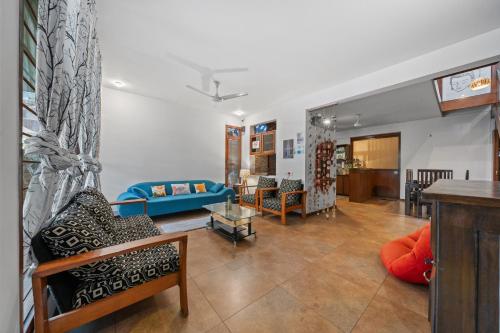 Posezení v ubytování Jugglers Rest Boho Style 4BHK Spacez Luxury Villa with Terrace Lounge