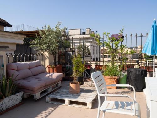 Terrace Apartment On The Monuments Of Rome