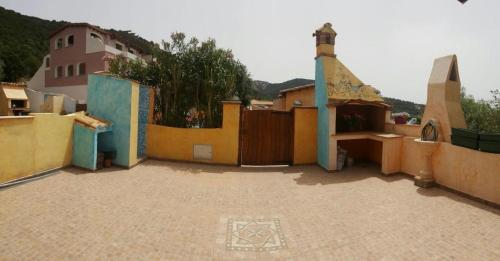 Afbeelding uit fotogalerij van Chia View Pool, AC, Garden Relaxation in Chia