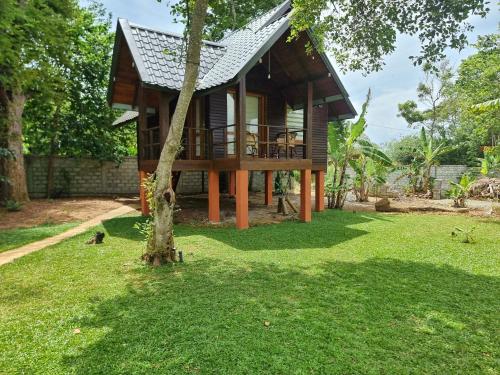 Jardin de l'établissement Liyon Rest sigiriya