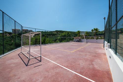 Tenis dan/atau kemudahan skuasy di Calluna Villa atau berdekatan