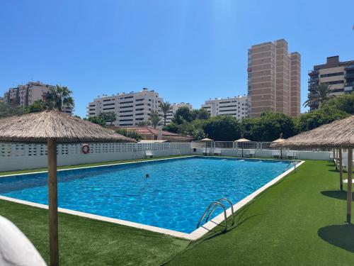 Apartamento con piscina en Pau 5 Alicante