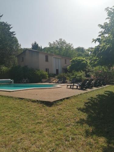 #Villa Théo# Grande villa avec piscine