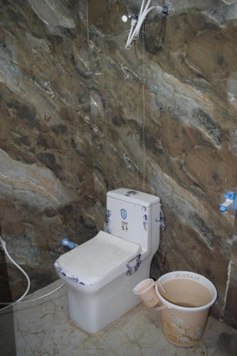 Koupelna v ubytování Suraj Village Resort