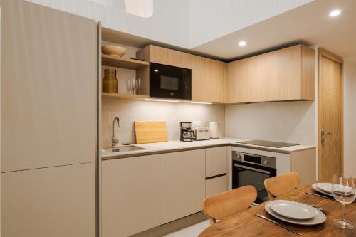 KALLISTE - NEW AC- Old town-Walk to everything - Beach- Restaurants-Supermarkets
