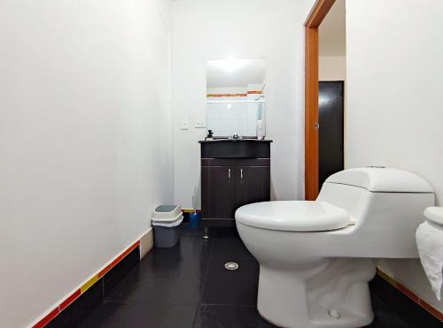 Koupelna v ubytování Hostal Casa Coliving Medellin