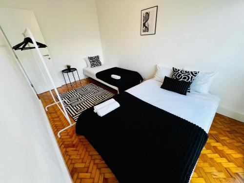 The Crespo House - NO 5F - Central Two-Bedroom Apartment